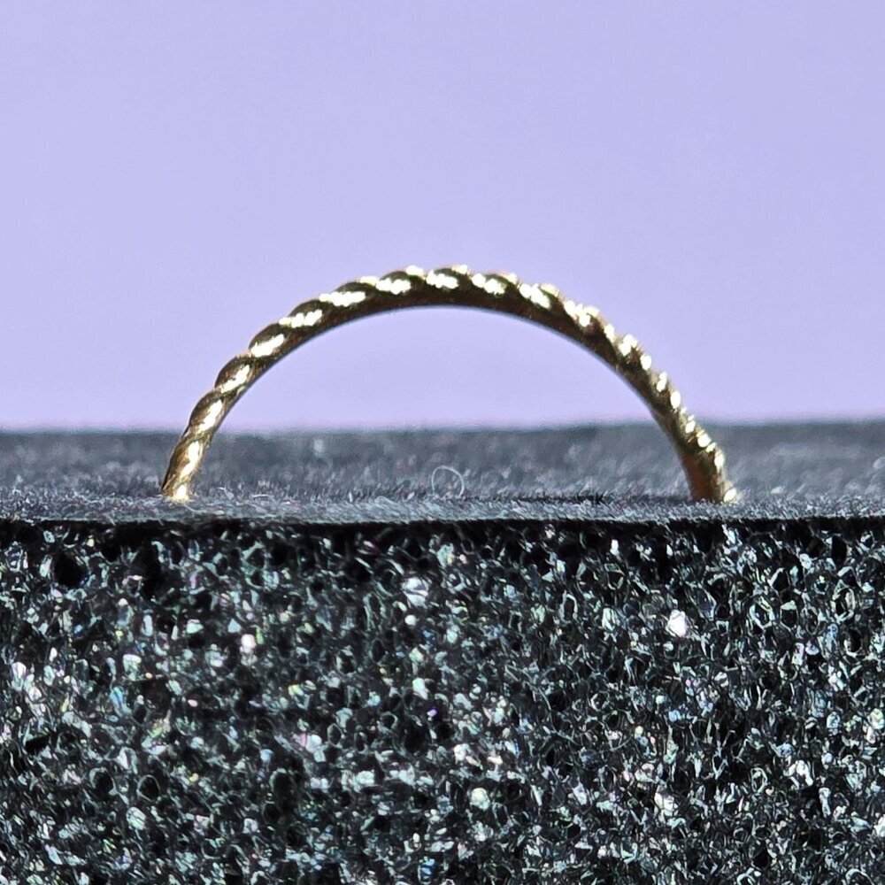 Golden Twisted & Smooth Stacking Rings‎ Set Size 8 (NWOT) - Picture 3 of 5